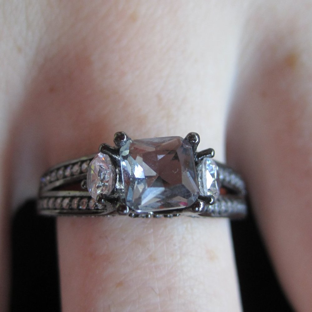Stunning Blank & Silver Ring